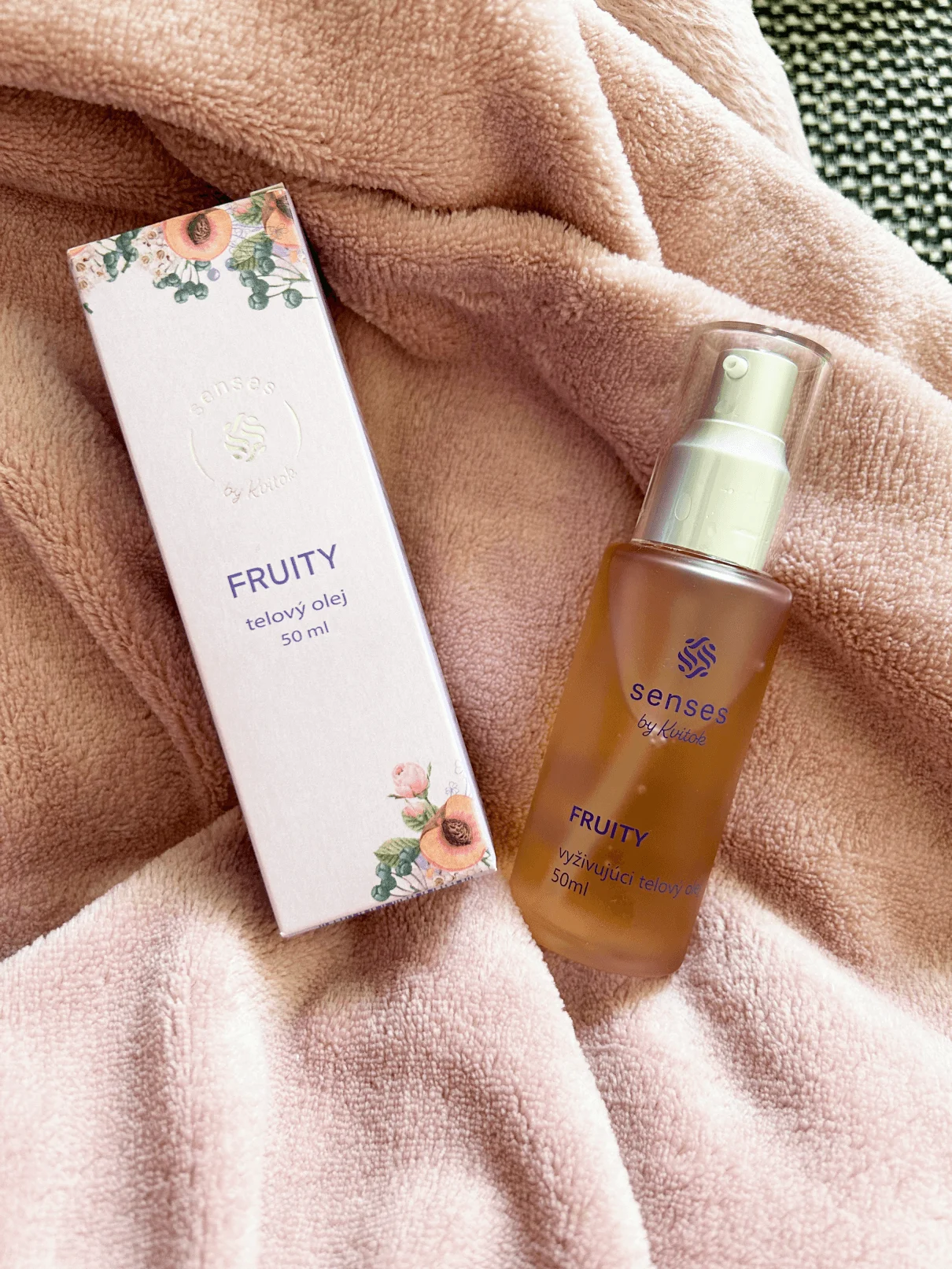 Kvitok Senses Nährendes Körperöl Fruity (50 ml) – mit Duft nach Himbeeren, Johannisbeeren und Vanille