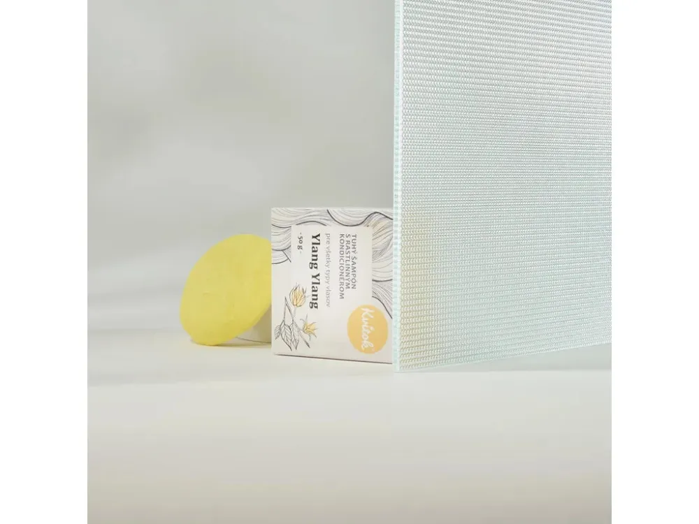 Kvitok Steifes Shampoo mit Spülung für leichtes Haar Ylang Ylang (25 g) - schäumt schön