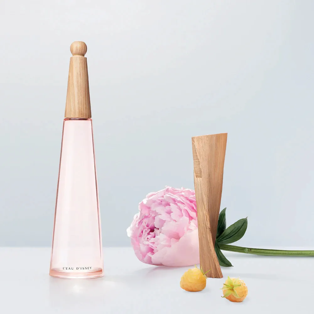 L'Eau D'issey Pivoine Intense Eau de Toilette für Damen 100 ml