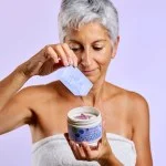 laSaponaria No yellow Maske für graues Haar mit Amla und Heidelbeere (200 ml) - neutralisiert gelbe Untertöne