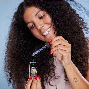 Amla Vegetable Silicone - Dry Hair Oil (30 ml) - bändigt fliegendes Haar