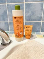 laSaponaria Duschgel und Shampoo 2in1 mit Bio-Orange und Vitamin C für die ganze Familie 500 ml - mit süßem und belebendem Duft