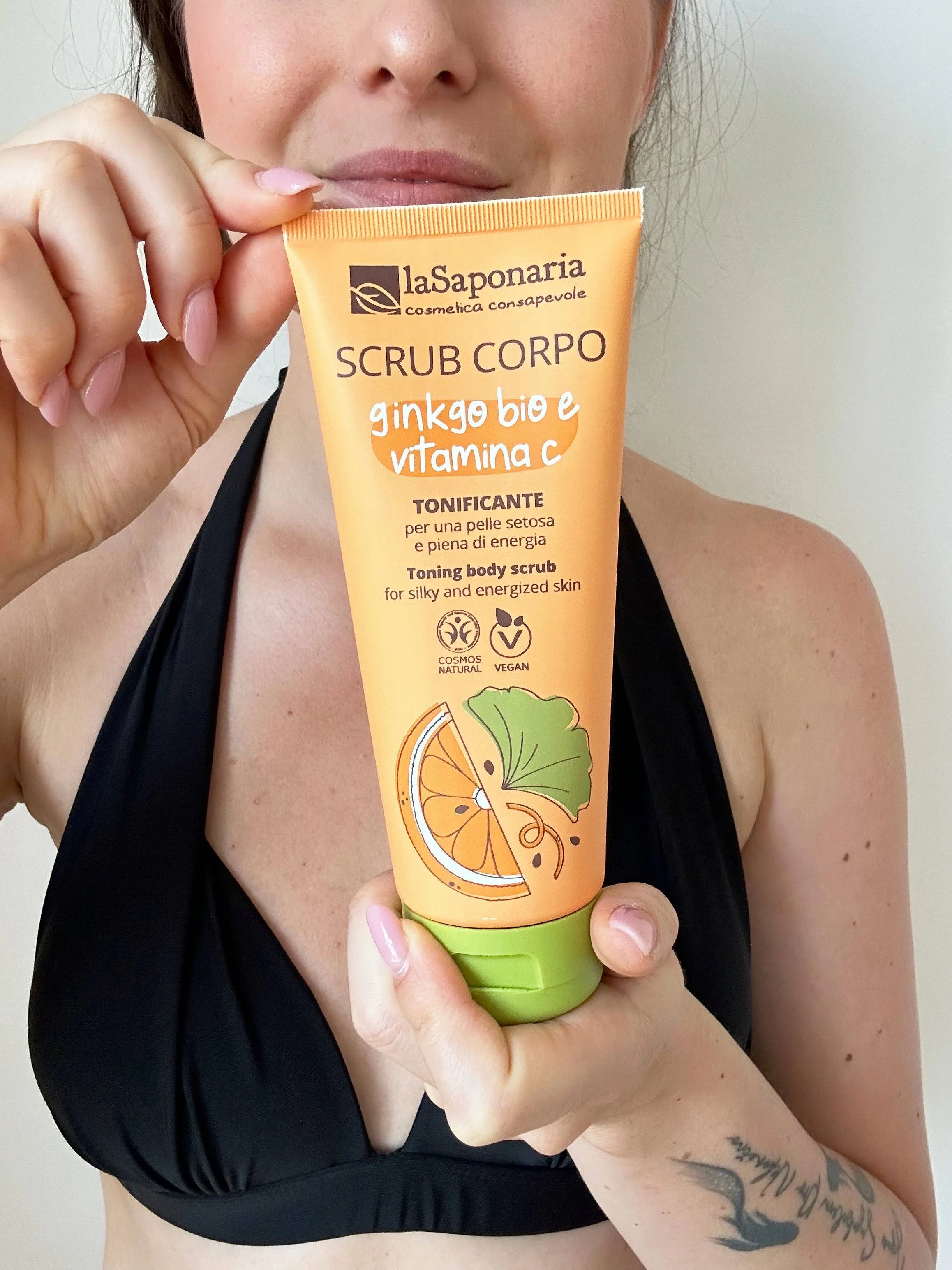 laSaponaria Körperpeeling mit Bio-Ginkgo Biloba und Vitamin C 200 ml - für geschmeidige und strahlende Haut