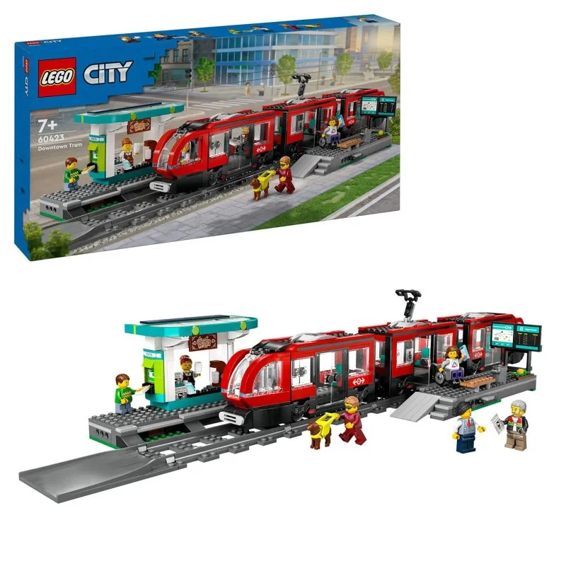 City 60423 Straßenbahn und Haltestelle im Stadtzentrum