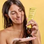laSaponaria Leichter Conditioner für Haarvolumen mit Zitrone und Hyaluronsäure 150 ml