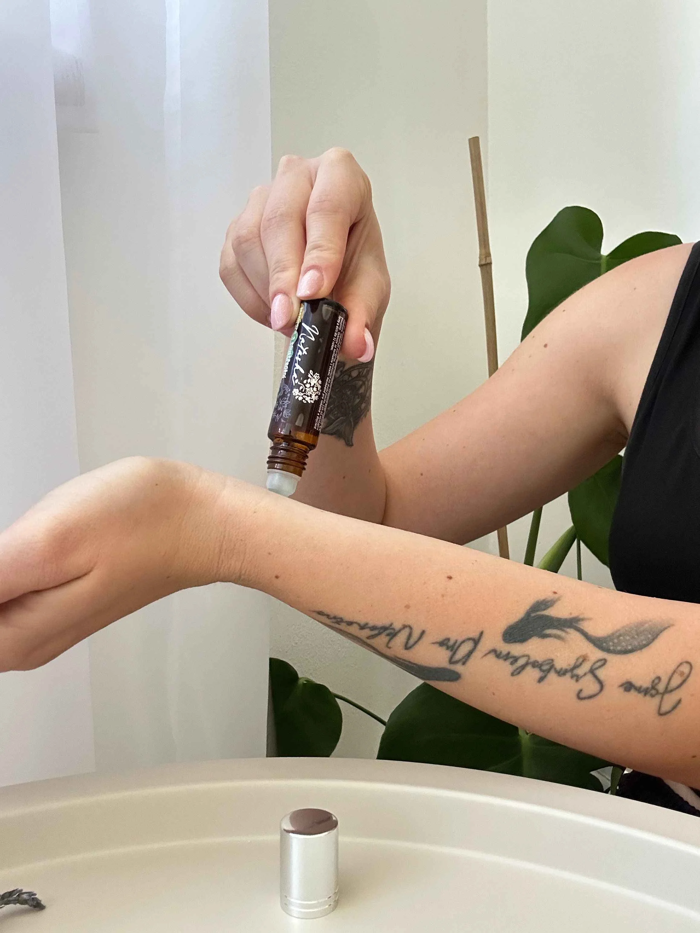 Natasha Roll-on-Mischung ätherischer Öle – Inspiration und Konzentration (10 ml) – schärft den Geist und reduziert Stress