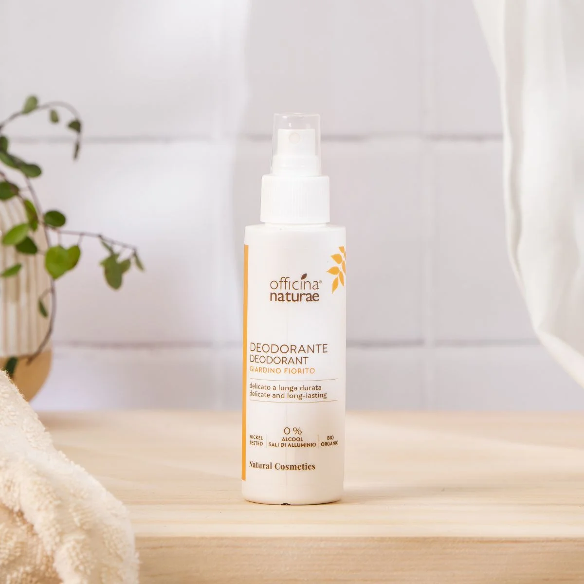 Officina Naturae Deo-Spray - Garden in Bloom (100 ml) - neutralisiert Gerüche und verleiht einen frischen Duft