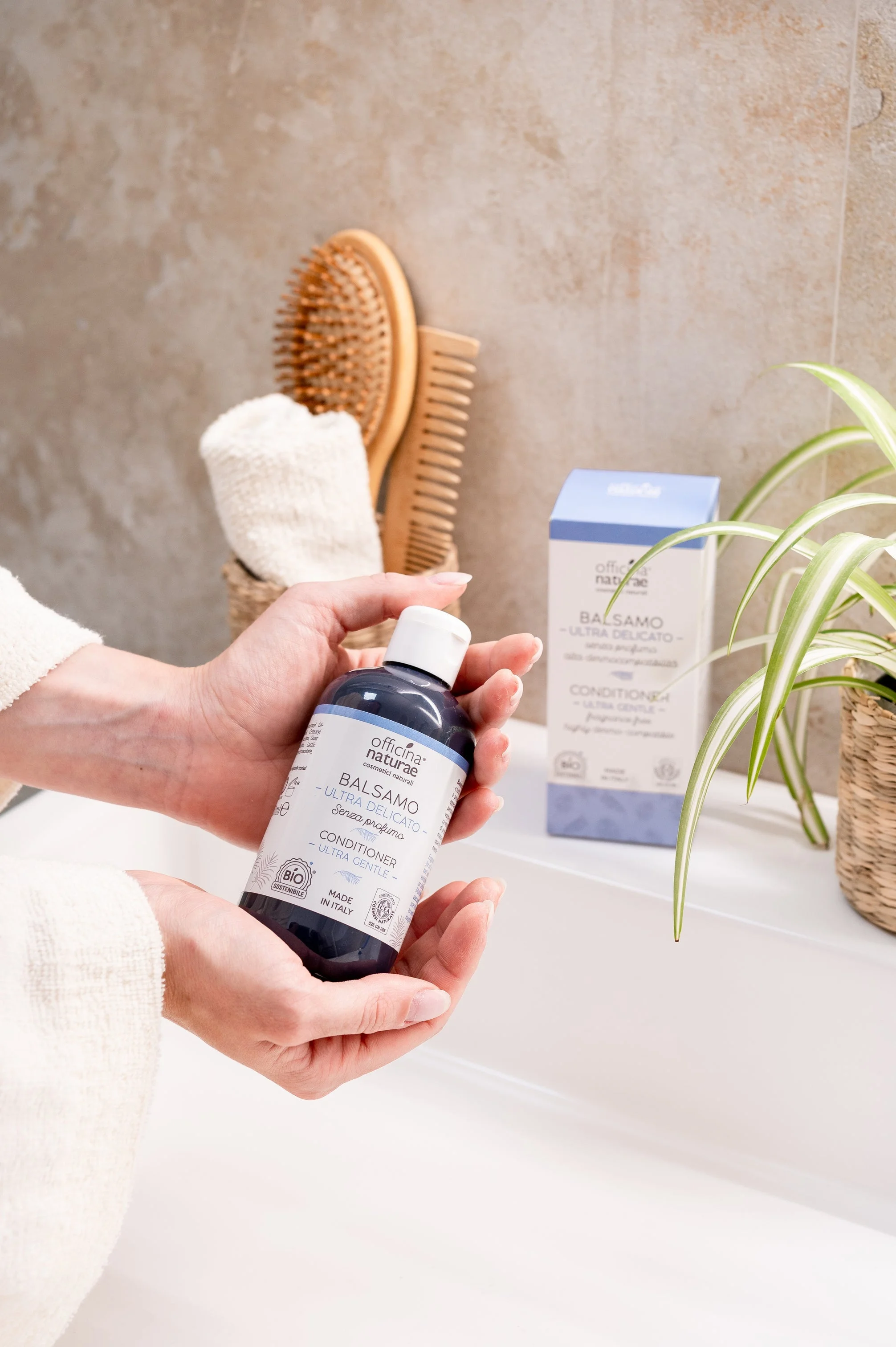 Officina Naturae Conditioner Ultra Delicato für sehr empfindliche Kopfhaut (250 ml) - auch für Personen mit MCS geeignet