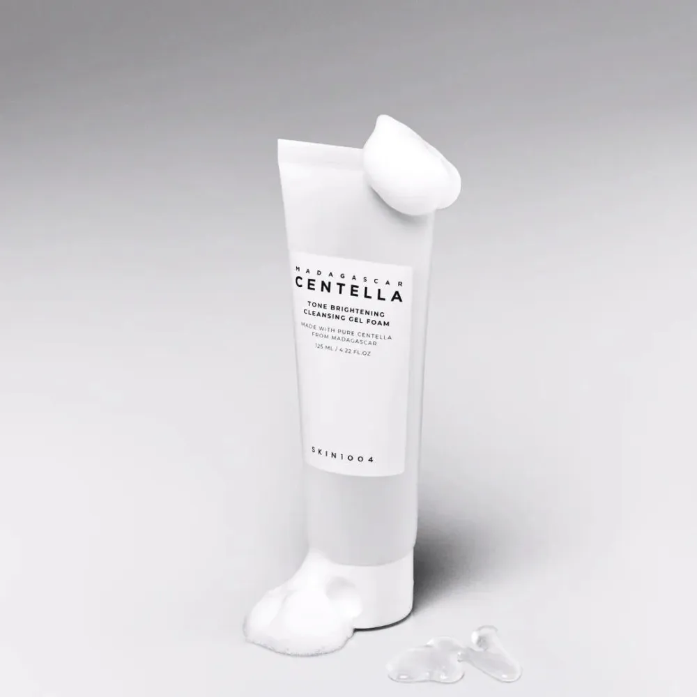 Madagascar Centella Tone Brightening Cleansing Gel Foam schäumendes Reinigungsgel für Aufhellung und Feuchtigkeit 125 ml