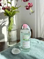 SO’BiO étic Beruhigendes BIO Mizellenwasser mit Aloe Vera (500 ml) – angereichert mit Kamillenwasser