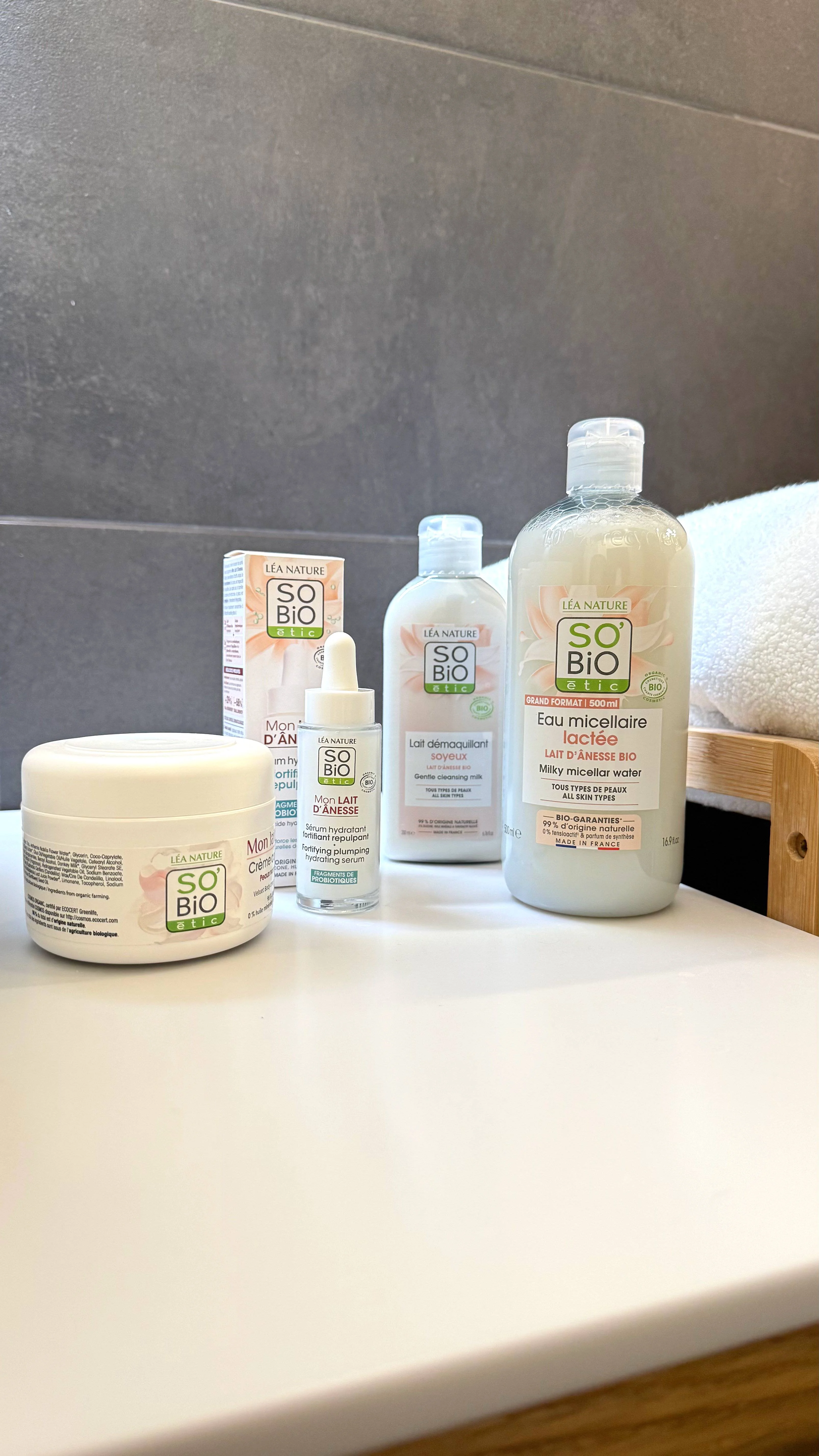 SO’BiO étic Mizellenwasser mit BIO-Eselsmilch (500 ml) – auch für empfindliche Haut geeignet