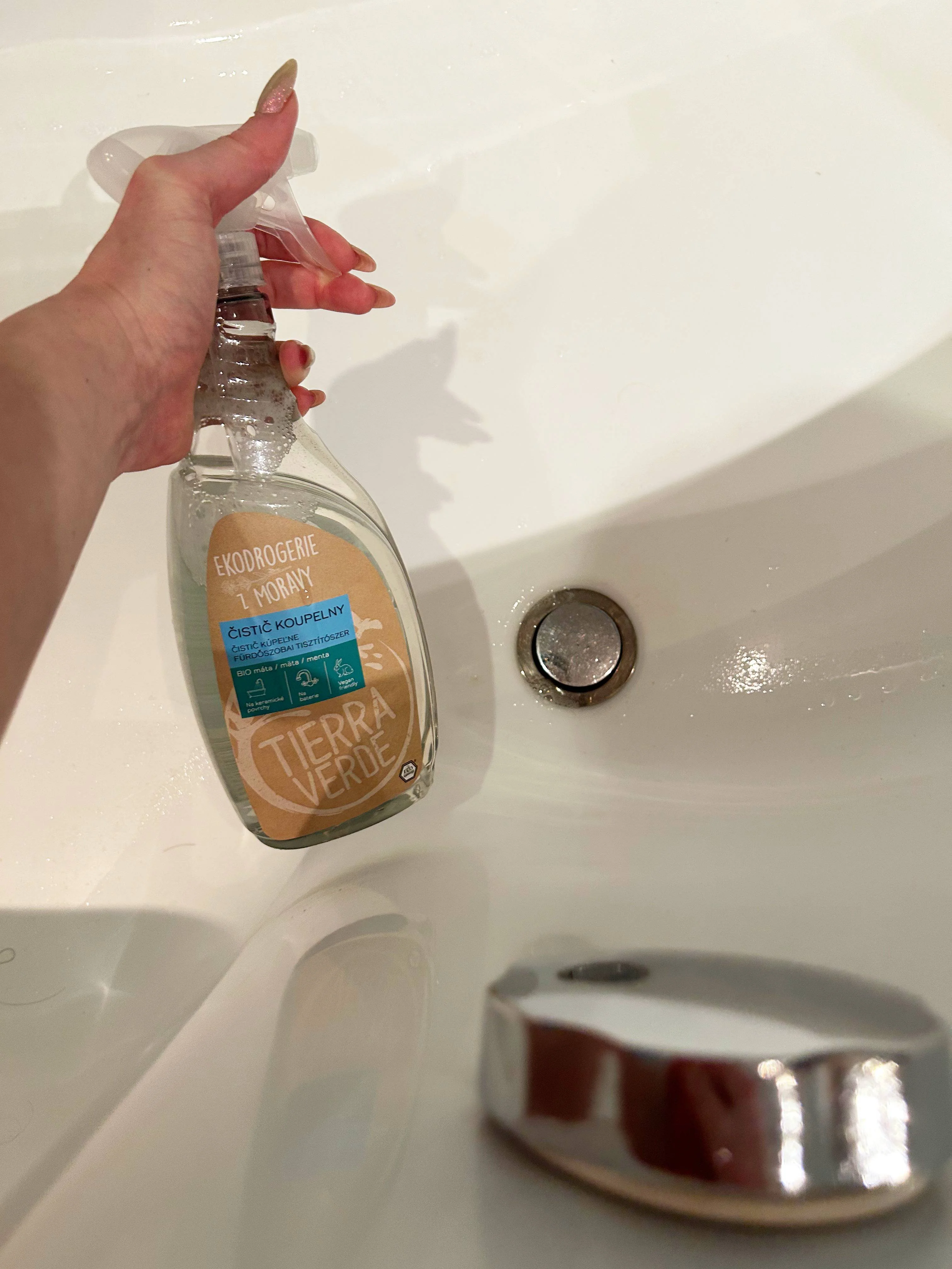 Tierra Verde Badreiniger mit BIO-Minze 110 ml – mit biologisch abbaubaren Tensiden