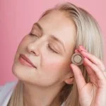 Uoga Uoga Cremige Augenbrauen-Pomade (2,5 ml) 797 Pebbles & Salt - Blonde - 3 Nuancen für optisch dichtere Augenbrauen