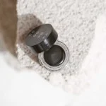 Uoga Uoga Cremiger Eyeliner (2,5 ml) - Black Drama - Schwarz - für Tages- und Abend-Make-up