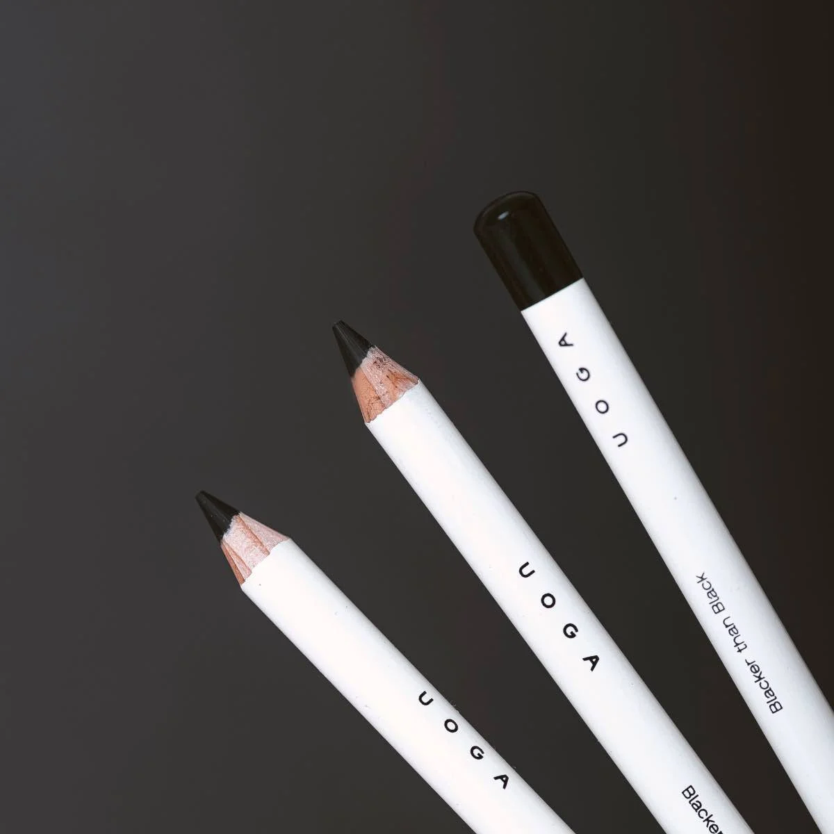 Uoga Uoga Weicher Kajalstift BIO 851 Melting Chocolate - Dunkelbraun - 4 Farbtöne für jeden Look