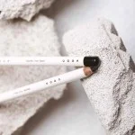 Uoga Uoga Weicher Kajalstift BIO 851 Melting Chocolate - Dunkelbraun - 4 Farbtöne für jeden Look