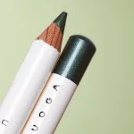 Uoga Uoga Weicher BIO-Kajalstift 852 Copper Snake - Hellbraun, perlmuttfarben - 4 Farbtöne für jeden Look
