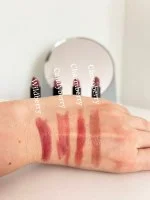 Uoga Uoga Pflegender Lippenstift (4 g) 611 Chocoberry - 6 Nuancen auf Mineralbasis