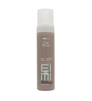 Wella EIMI NutriCurls Soft Twirl Styling-Schaum zur Definition von Wellen