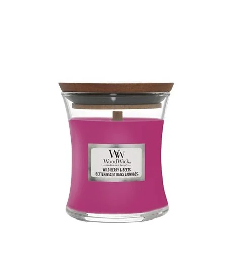 Wild Berry & Beets Duftkerze mit Holzdocht 85 g