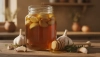 # Wie man fermentierte Knoblauchzehen in Honig zubereitet