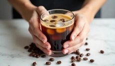 Warum Ihnen nach dem Kaffee der Magen schmerzt und wie Sie dem vorbeugen können